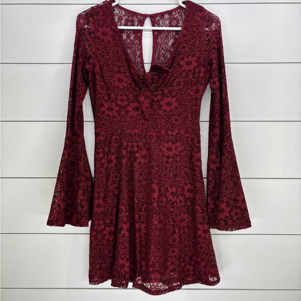 Hollister - Lace Dress